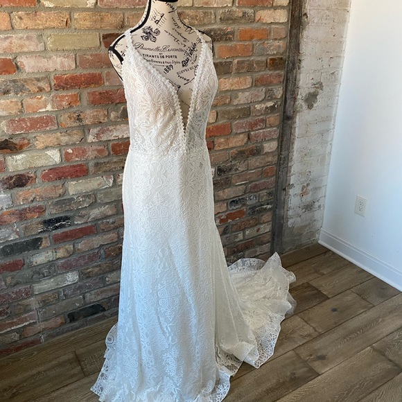 Evelyn wedding dress NWT 20 - Picture 4 of 8